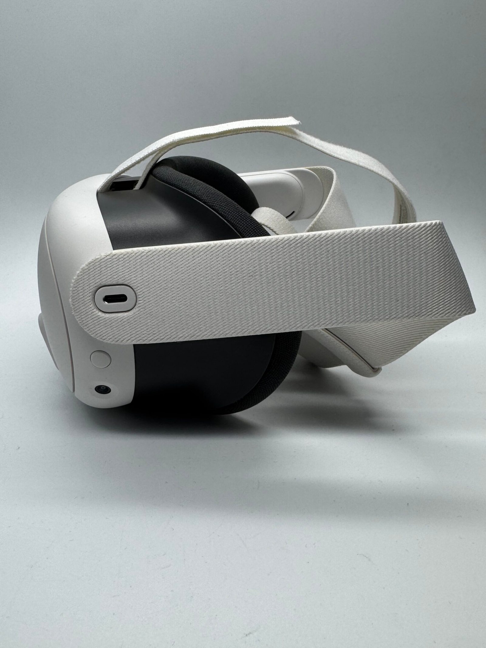 Meta Quest 3 – 128Gb - Ochelari VR - Pache Complet - Imagine 5