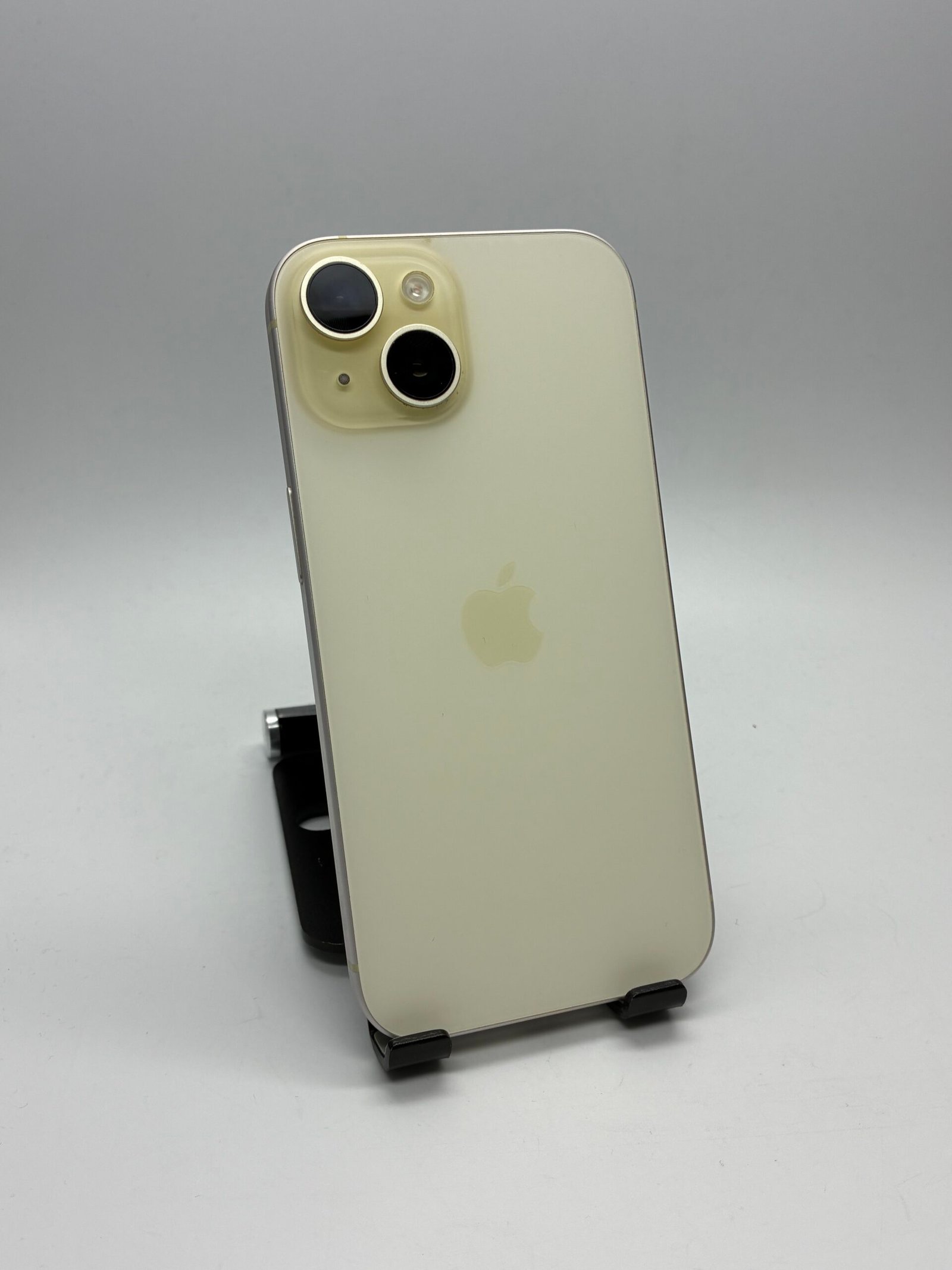 Apple iPhone 15, 256GB, 5G, Yellow - Imagine 2