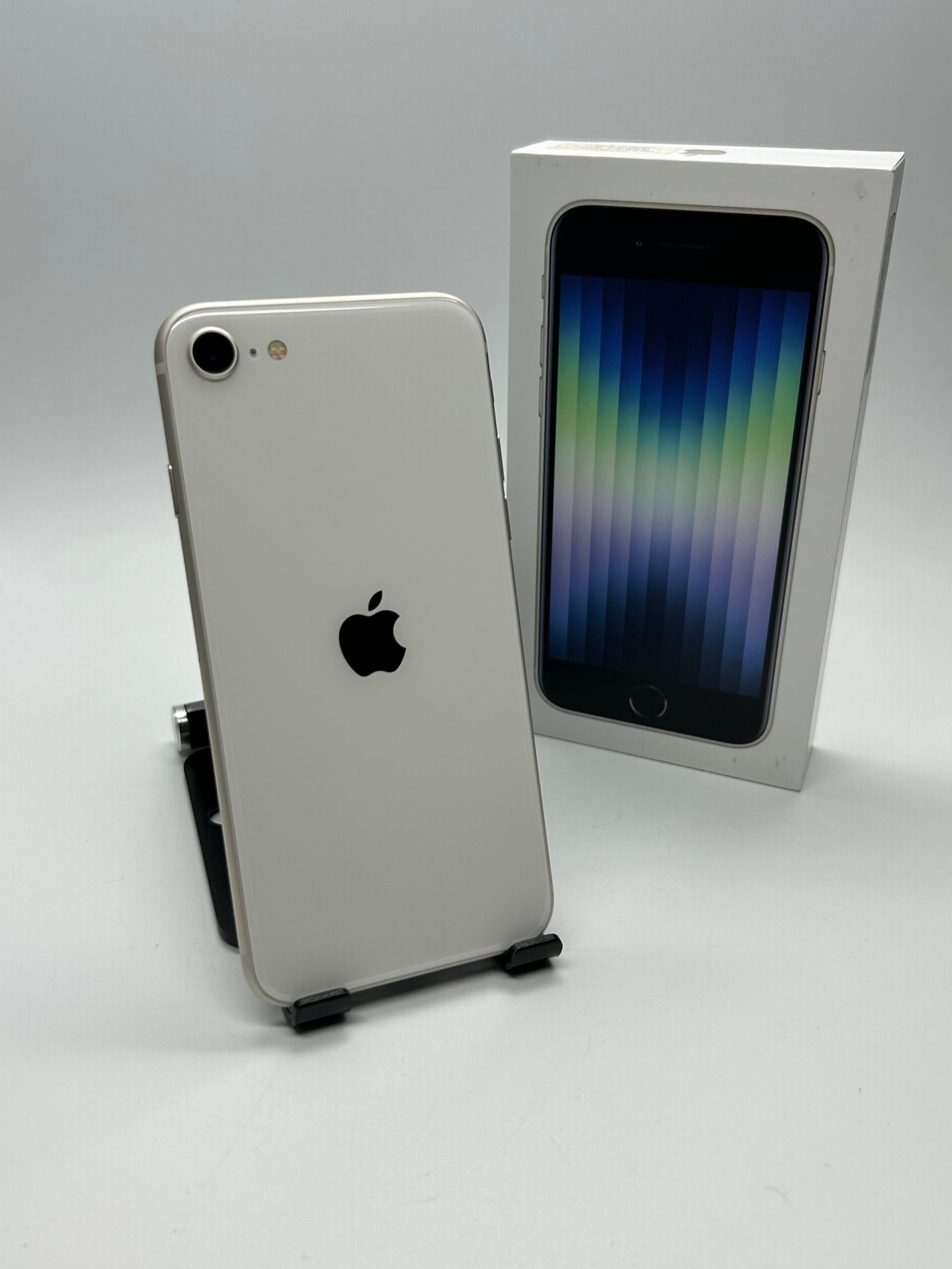 Apple iPhone SE 3 - 64GB, White, Baterie 100% - Imagine 2