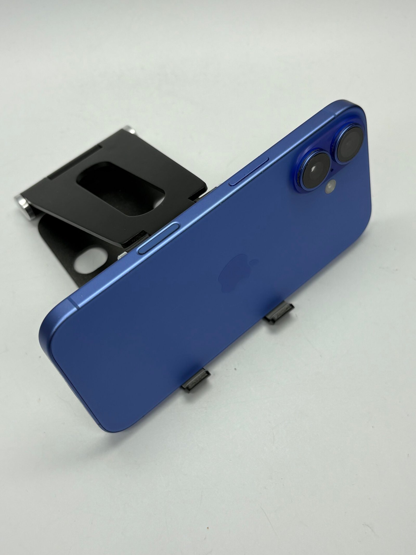 Apple iPhone 16, 128GB - Ultramarin - Imagine 6